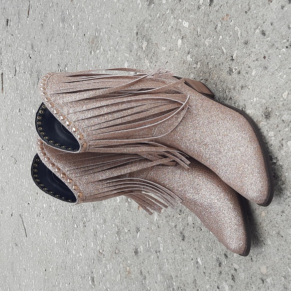 Gold sparkly fringe boots - Picture 4 of 6